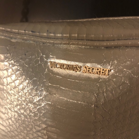 Silver Victotia's Secret Crossbody Purse - Picture 4 of 8